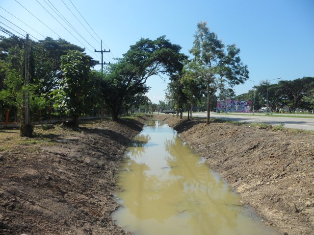 คลองสวยน้ำใส